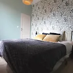 Urbain - La Capsule - Parking Apartment *